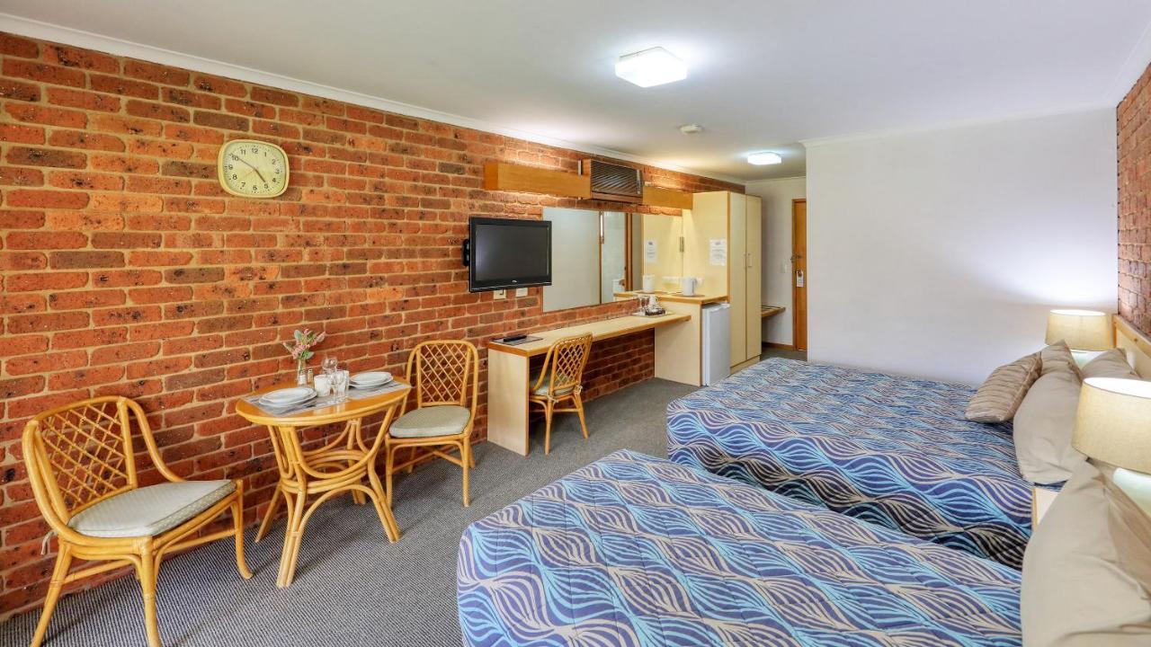 Tooleybuc Club Motor Inn Eksteriør billede